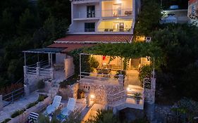 Apartments Ratac Lobrovic With Private Beach And Beautiful Sunset