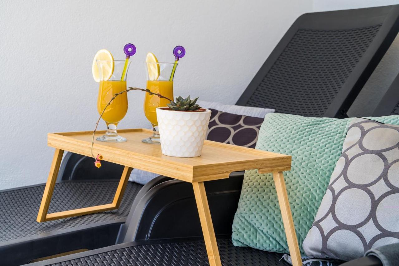 Apartments Ratac Lobrovic With Private Beach And Beautiful Sunset Slano Extérieur photo