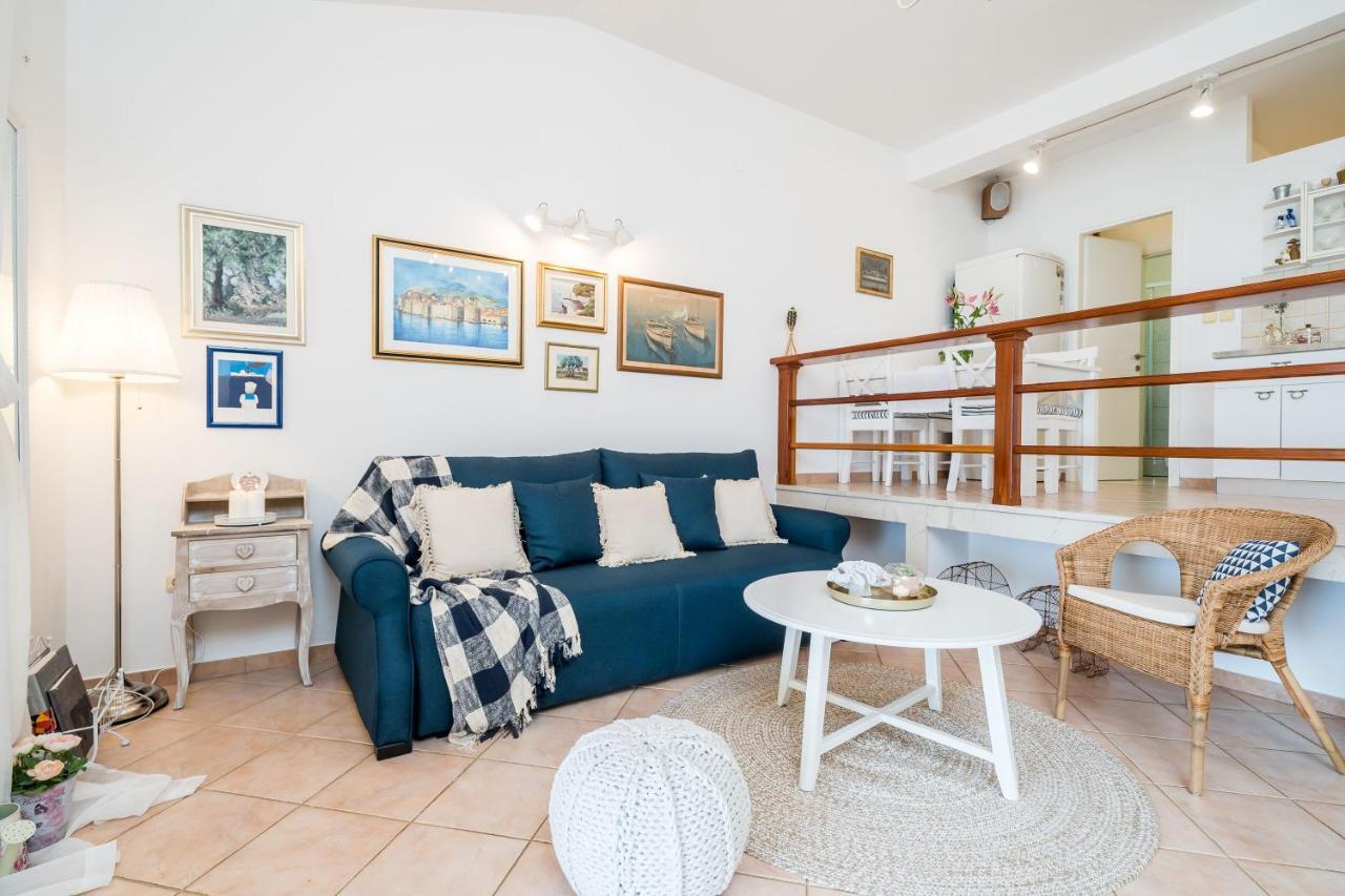 Apartments Ratac Lobrovic With Private Beach And Beautiful Sunset Slano Extérieur photo