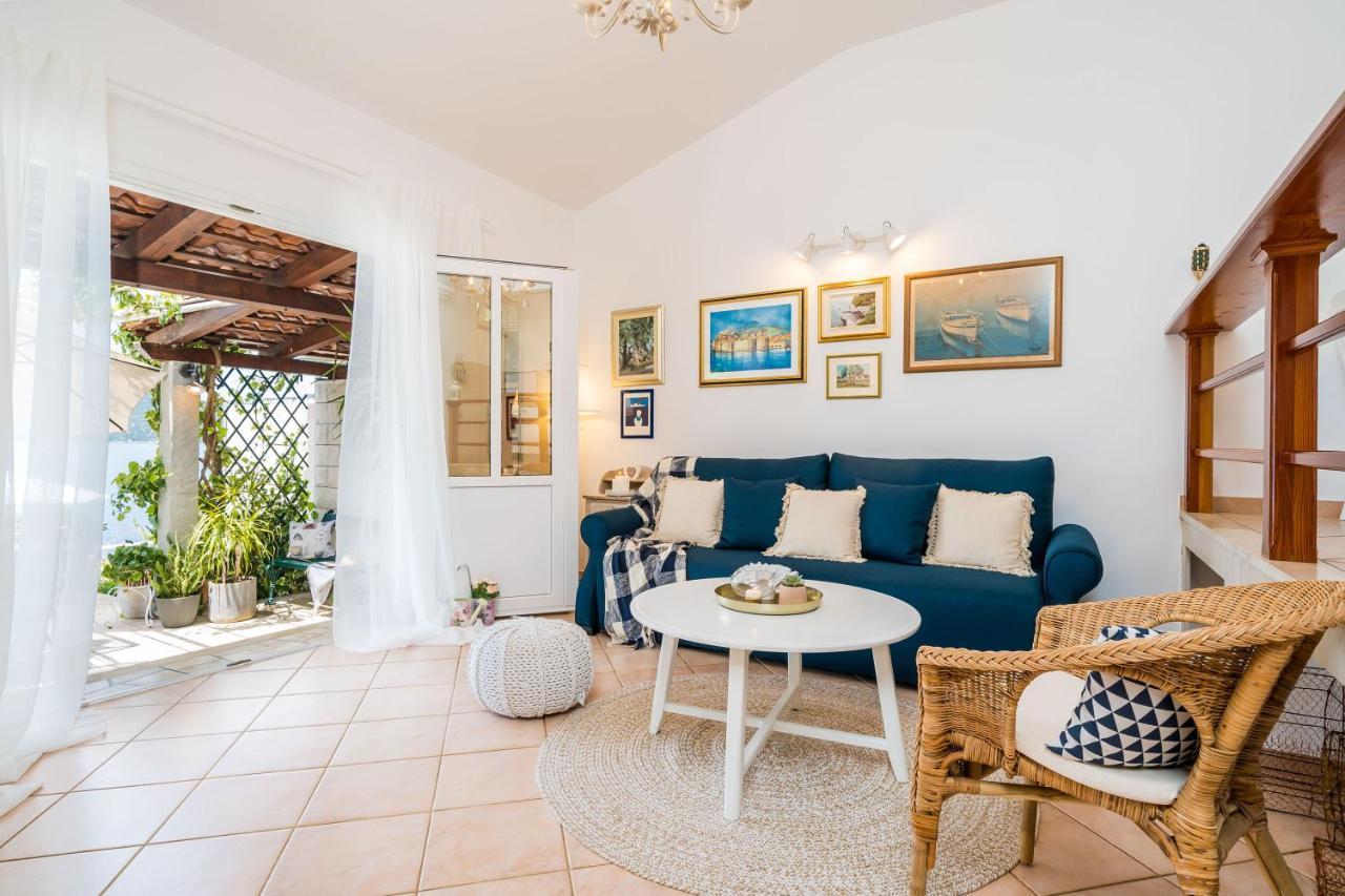 Apartments Ratac Lobrovic With Private Beach And Beautiful Sunset Slano Extérieur photo